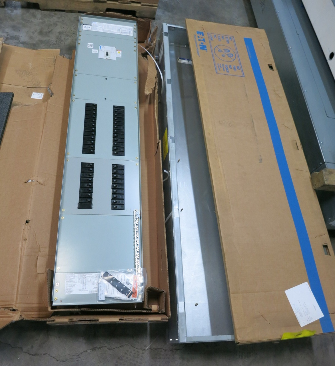 NEW Eaton PRL3X 225A Main Breaker Panel Board 208Y/120V 3PH 4W